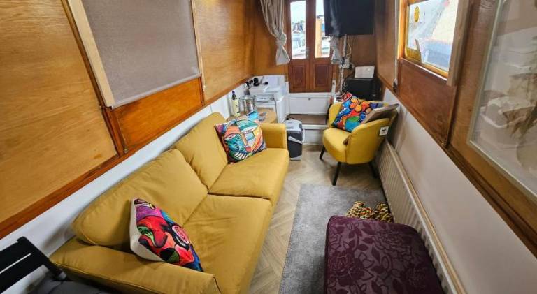 Beautiful boat with garden & patio | Pets allowed — photo 5