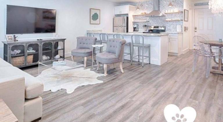 Vacation home with 1 room for 6 persons in Seaside, FL