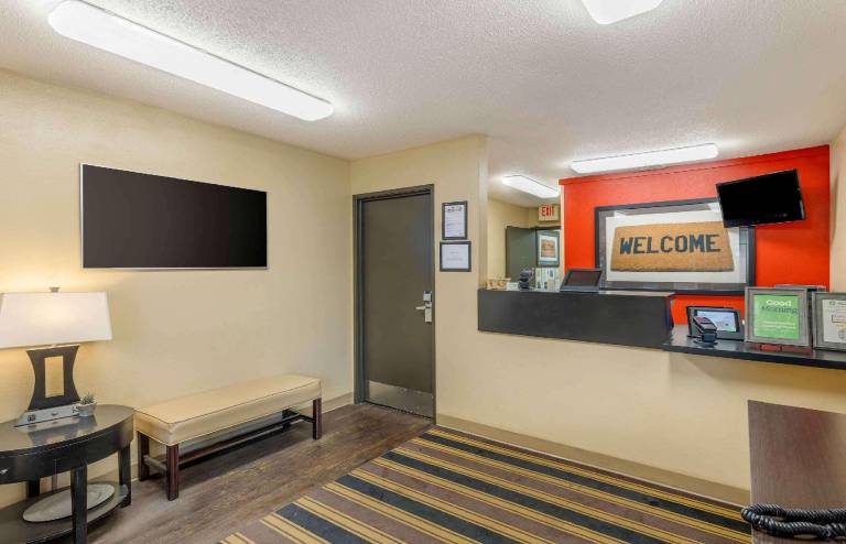 Extended Stay America Select Suites - St. Louis - Westport - East Lackland Rd. — photo 4