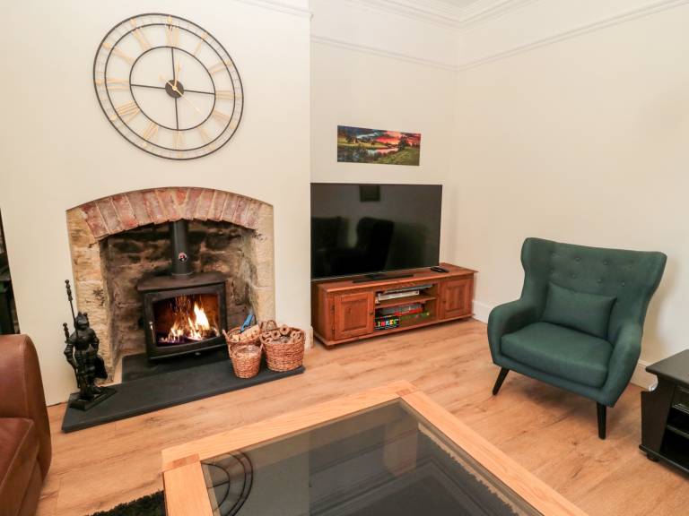 Cottage with 4 rooms for 8 persons — photo 3