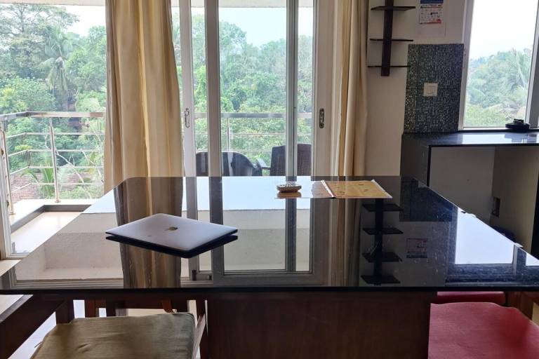 Ample apartment with pool & yard | Good for workation | Pets allowed — photo 5