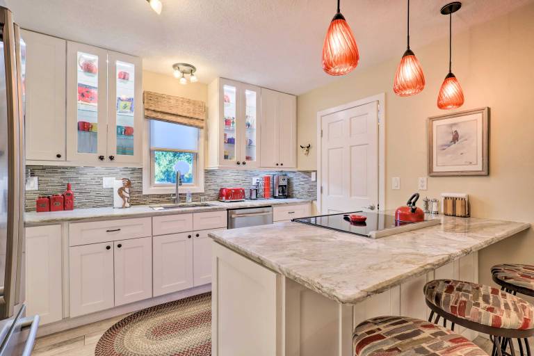 Large Santa Fe Townhouse w/ Private Patio! — photo 3
