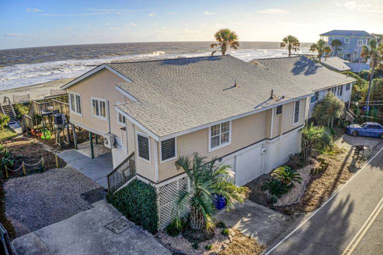 House  Folly Beach