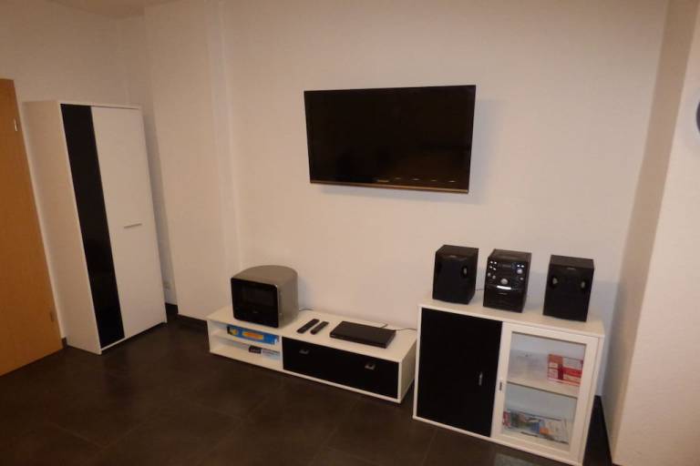 Fully equipped wonderful vacation home with sauna & garden | Next to the beach | Pets allowed — photo 4