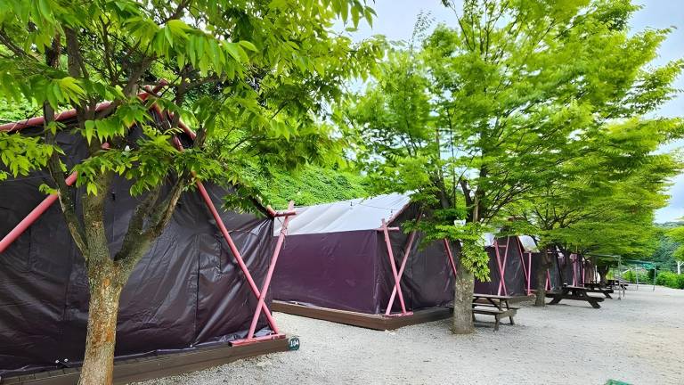 Haeoreum Glamping Caravan