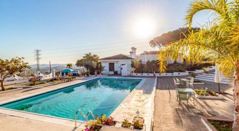 Villa with private pool, terrace & barbeque | Dogs allowed in Mijas