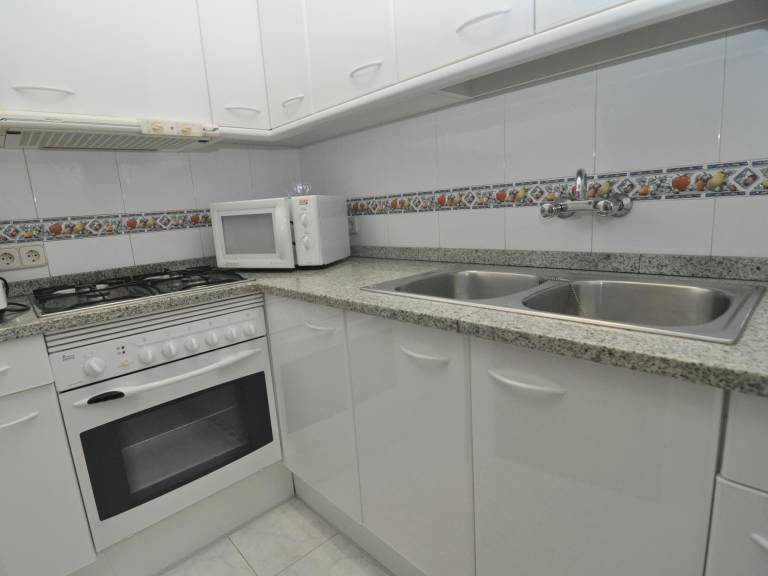 Rental apartment with 4 rooms for 8 persons — photo 5