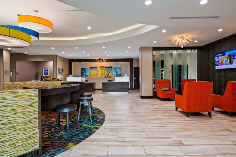 Best Western Plus Pasadena Inn and Suites