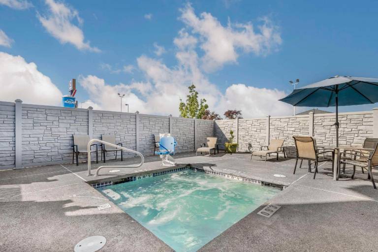 Comfort Inn Troutdale-Portland East — photo 2