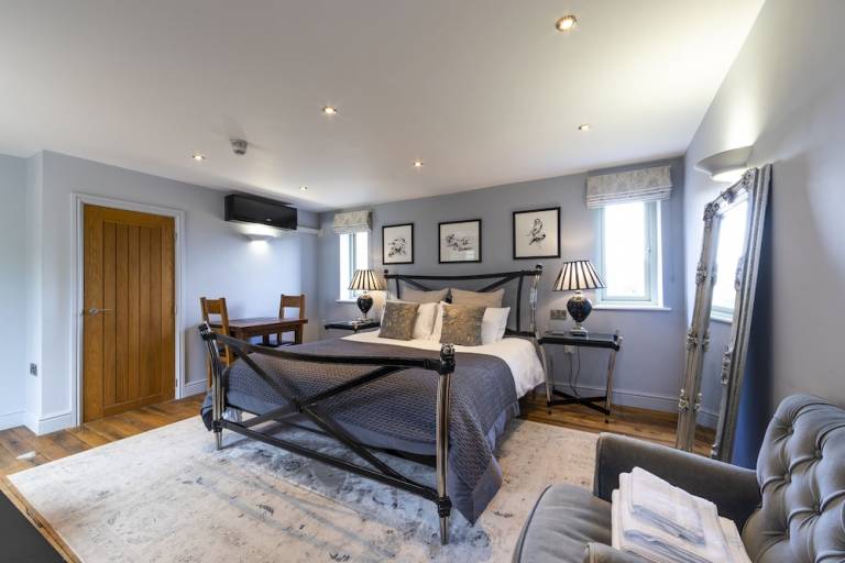 Bed and breakfast  Huntingdon