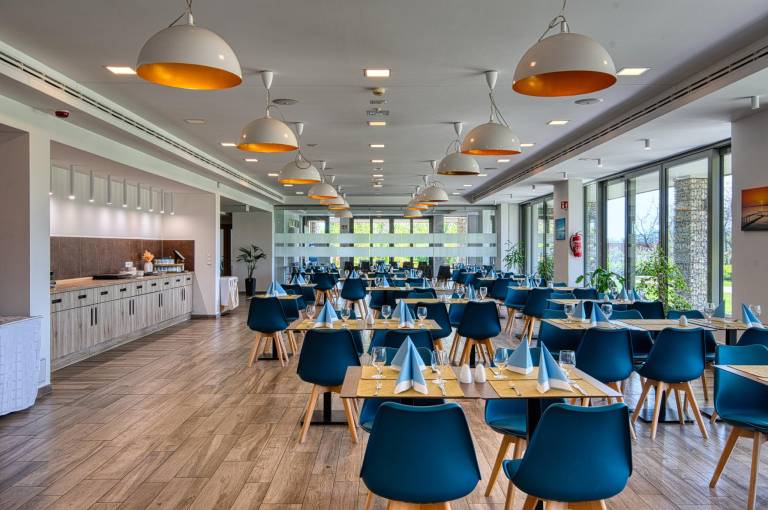 Akademia Hotel Balatonfured — photo 2