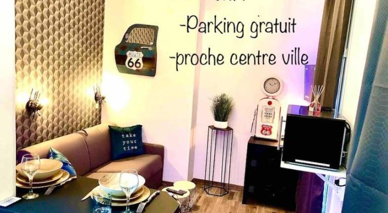 Apartment with 1 room for 2 persons in Sens