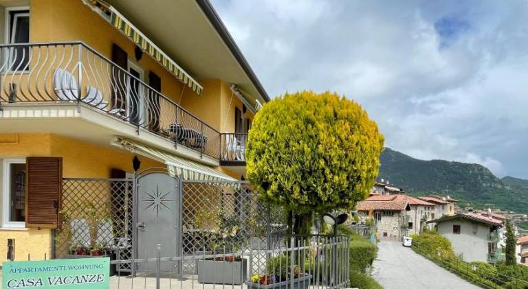 Holiday apartment with terrace & pool | Pets are welcome in Tremosine