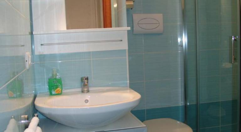 Apartment for 5 persons — photo 2