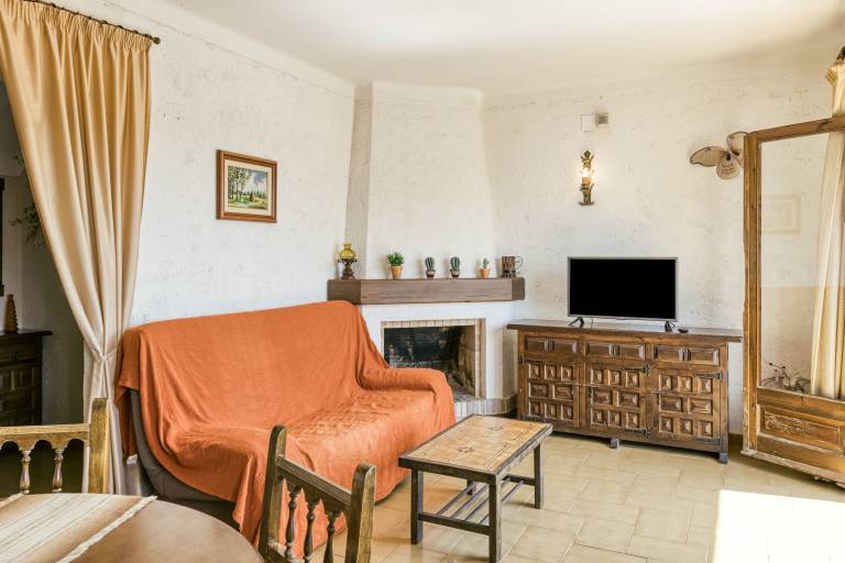 Holiday Home "Casa Saguer" with Terrace, Garden & Pool — photo 4