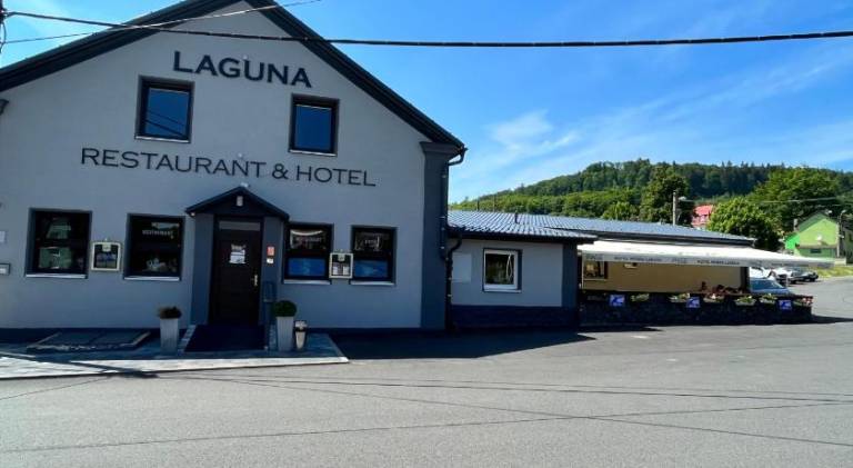 LAGUNA Hotel & Restaurant in Plzen
