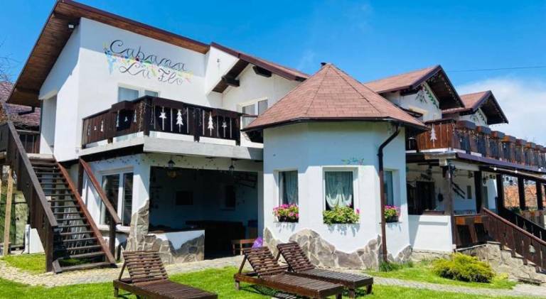 Pleasant lodge with terrace, garden & jacuzzi | Pets are welcome in Brasov