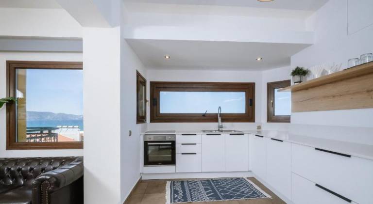 Apartment with BBQ & patio | Beach nearby | Perfect for remote work | Pet-friendly — photo 3