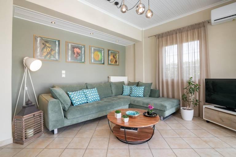 Fully equipped nice villa with grill, garden & private pool | Pets allowed — photo 2