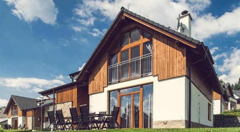 Big villa with grill, patio & yard | Pets allowed in Cesky Krumlov
