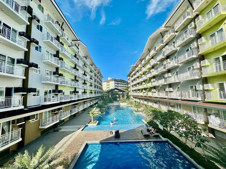 J’s Cozy Studio Unit in Amani Grand in Lapu-Lapu