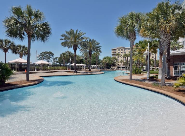 Condo Upper Grand Lagoon