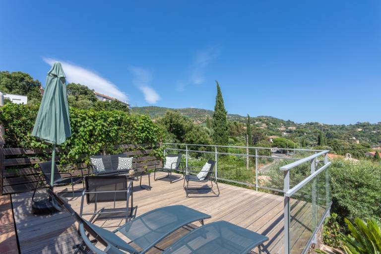 Holiday Home 'La Dolce Vita' with Sea View, Wi-Fi and Air Conditioning — photo 3