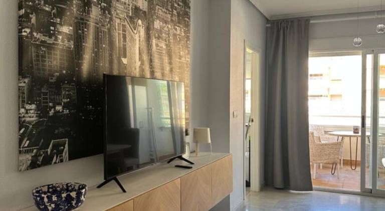 Apartment with pool — photo 2