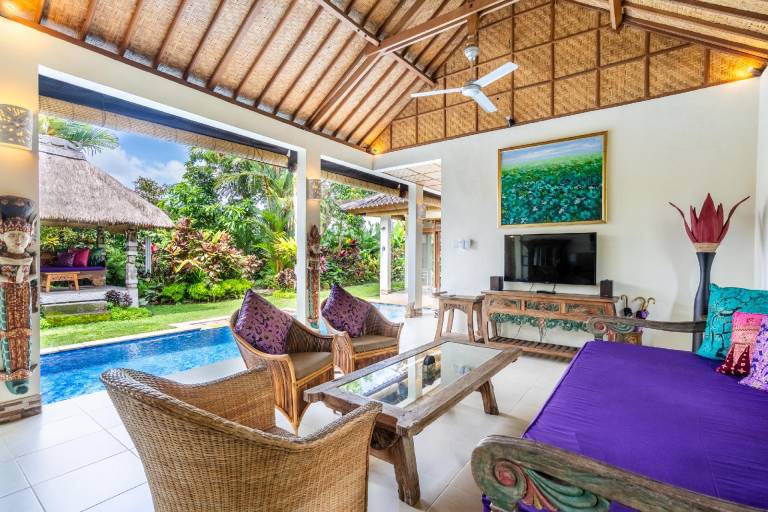 Charming villa with garden & pool | Pet-friendly — photo 2