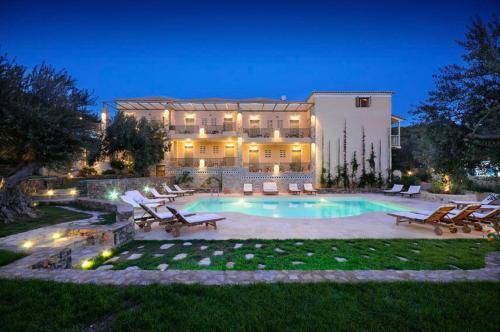 Serviced apartment  Poros