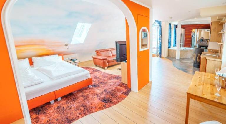 Penthouse mit Whirlpool, Sauna, Dachterrasse und Schwedenofen, air-condition in Altötting