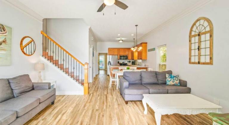 Beautiful vacation home with pool | Beach nearby | Dogs allowed — photo 3