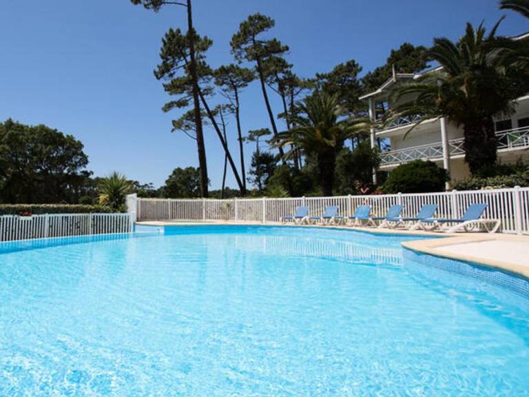 Rental apartment with pool — photo 5