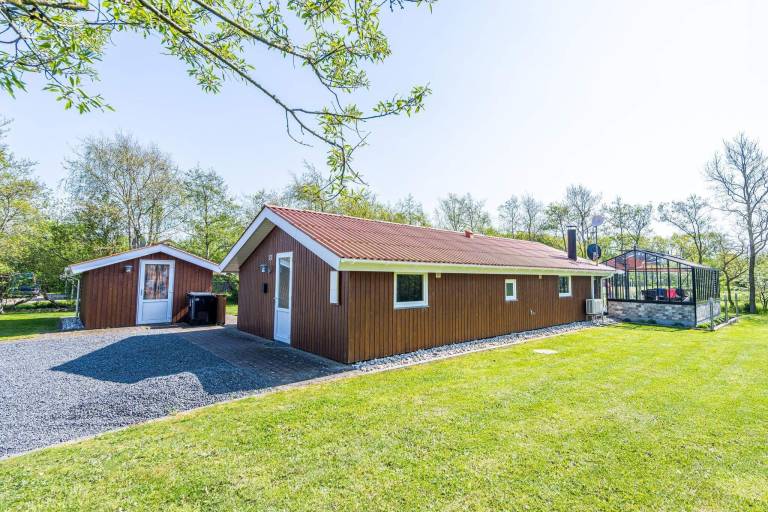 House with sauna, garden & patio | Pet-friendly — photo 3