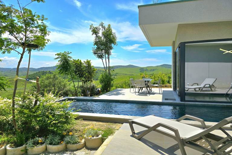 Villa Shetaj