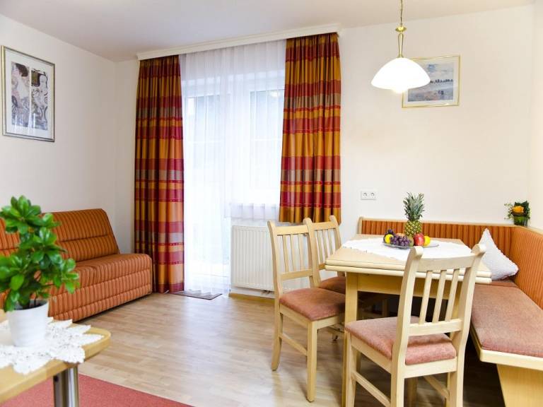 Appartement Fewo Dusche WC 2 Schlafräume