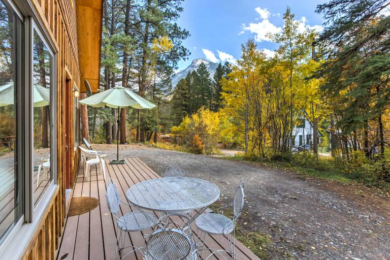 'Marble Hideaway' Cabin w/ Mountain Views + Deck! — photo 2