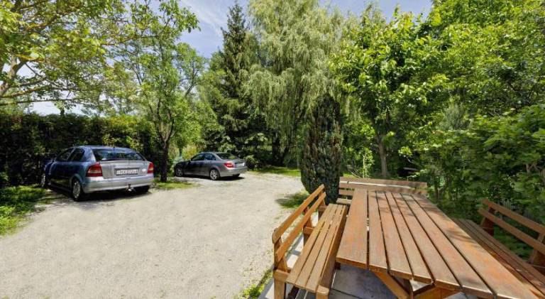 Nice rental apartment with yard & terrace | Good for workation | Dogs allowed — photo 4