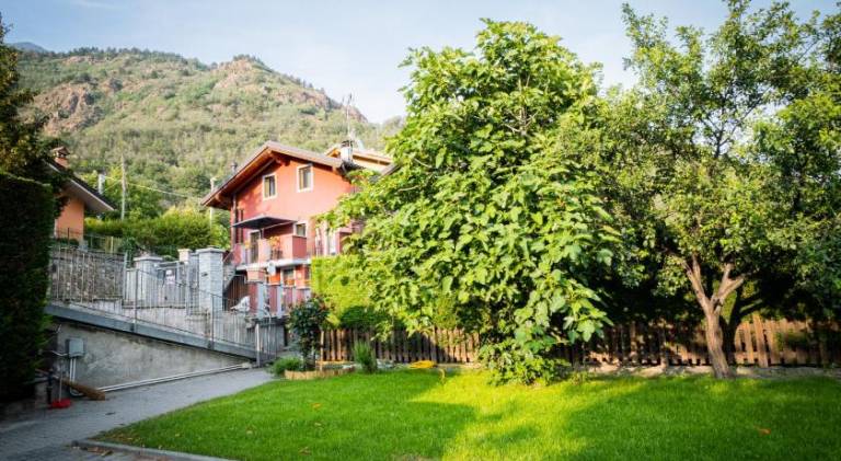 Wonderful holiday apartment | Pet-friendly in Aosta