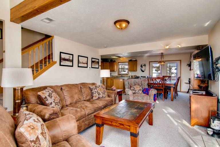 Cozy Mountain Getaway with Hot Tub, Spacious Deck & All-Season Fun Awaits! — photo 5