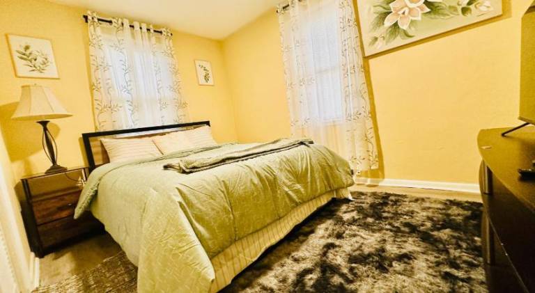 Charming vacation home | Pets allowed in Aberdeen, MD