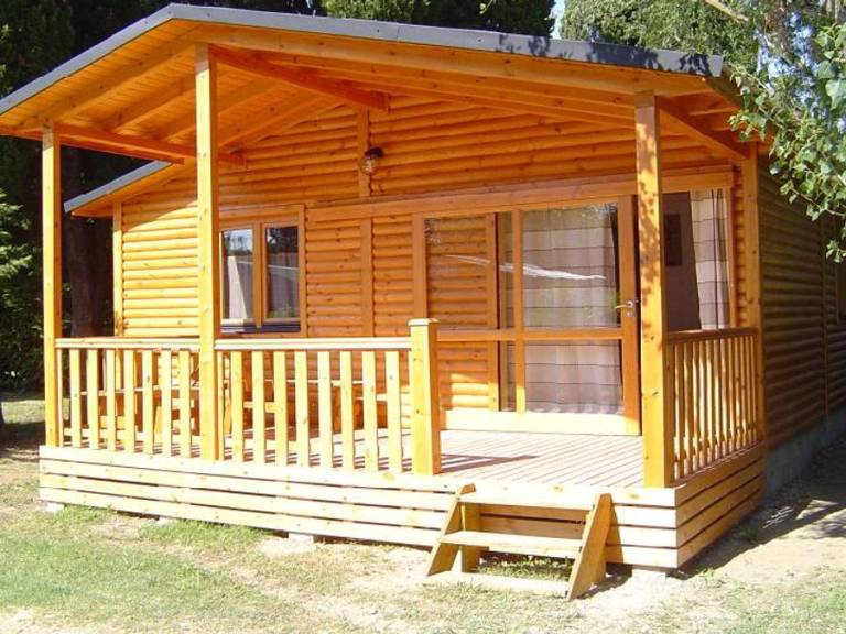 Family-friendly chalet with pool & terrace | Pets allowed — photo 4