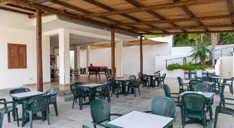 Pleasant serviced apartment with barbeque & pool | Close to the beach | Good for workation | Dogs allowed — photo 3