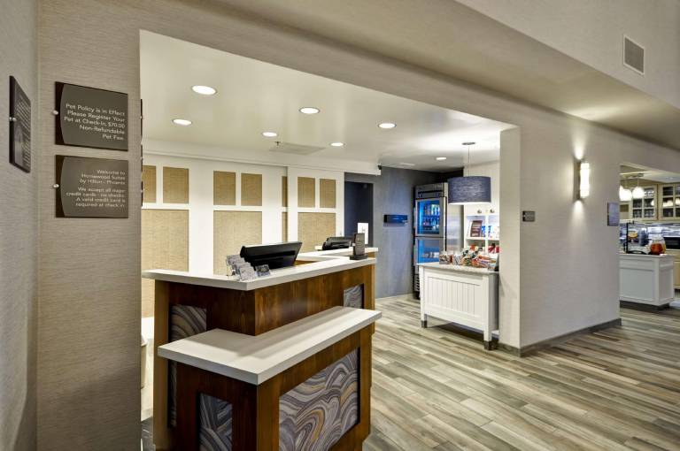 Homewood Suites by Hilton Phoenix Biltmore