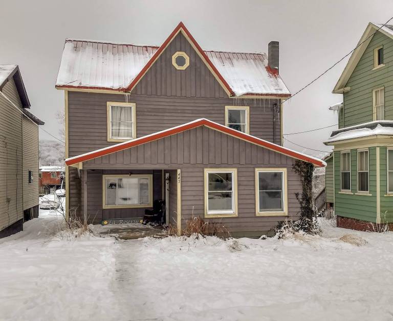 House Thomas