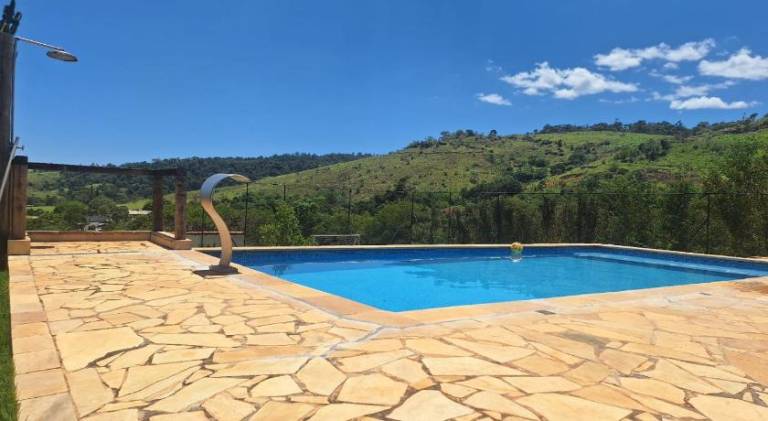 Pleasant house with pool | Dogs allowed in Atibaia