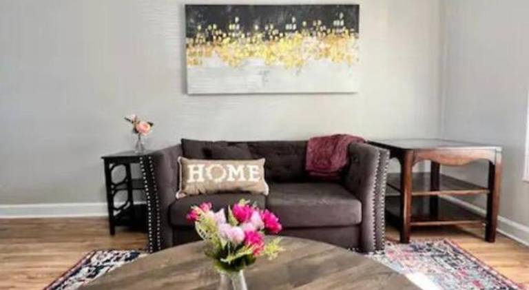 Charming apartment | Dogs allowed in Charlotte, NC