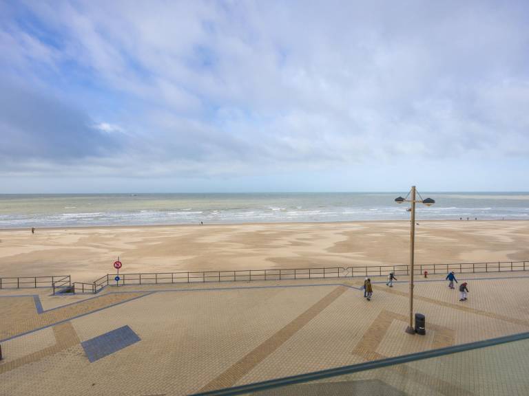 Rental apartment with patio | Sea view — photo 2