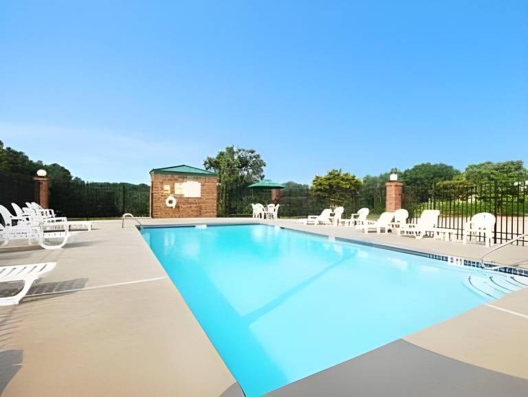 Quality Inn Dahlonega Near University — photo 3