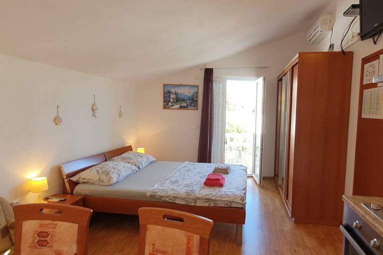 Apartament typu studio Tisno